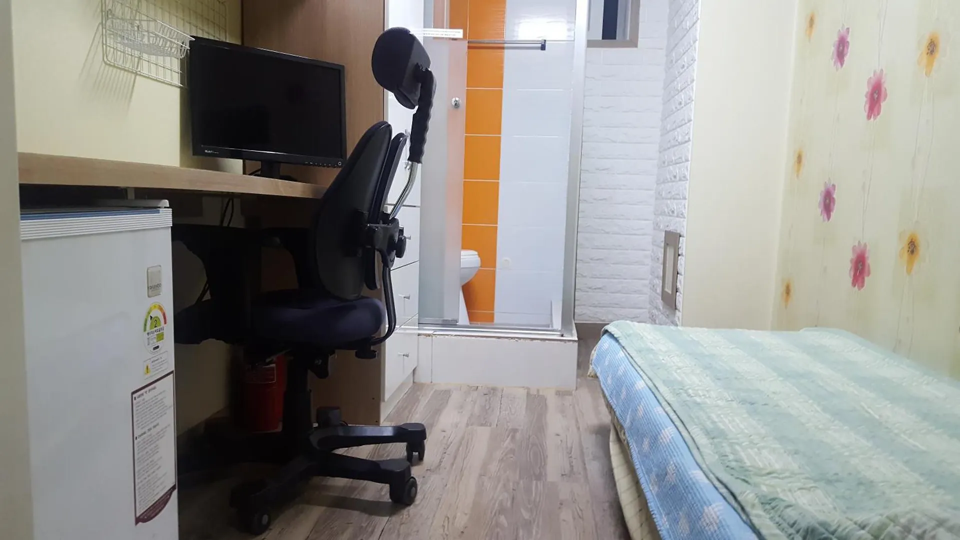 Shinchon Hongdae Private Room Seoul South Korea