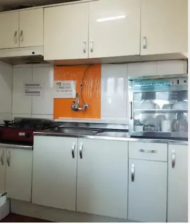 Shinchon Hongdae Private Room Seoul South Korea